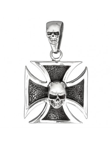 Pendentif croix de Malte skull