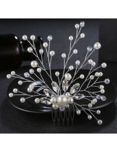 Bijou cheveux peigne de mariage perles et cristal modèle Borrionne