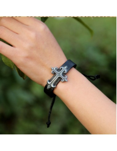 Bracelet croix templier en cuir modèle Aridelle