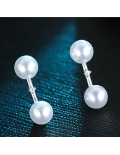 Boucles d'oreille-double perle blanche