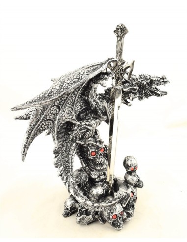 Figurine dragon et épée