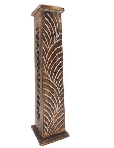 Porte encens en bois en forme de tour