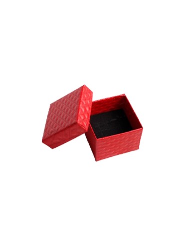 Boîte cadeau à bague en rouge
