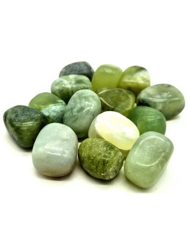 Jade verte pierre roulée en 4.5 cm