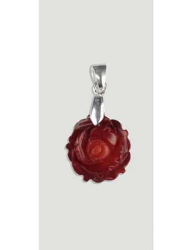 Pendentif rose rouge 18 mm en corail bambou